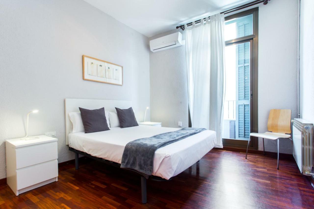 Friendly Rambla Flower Apartment