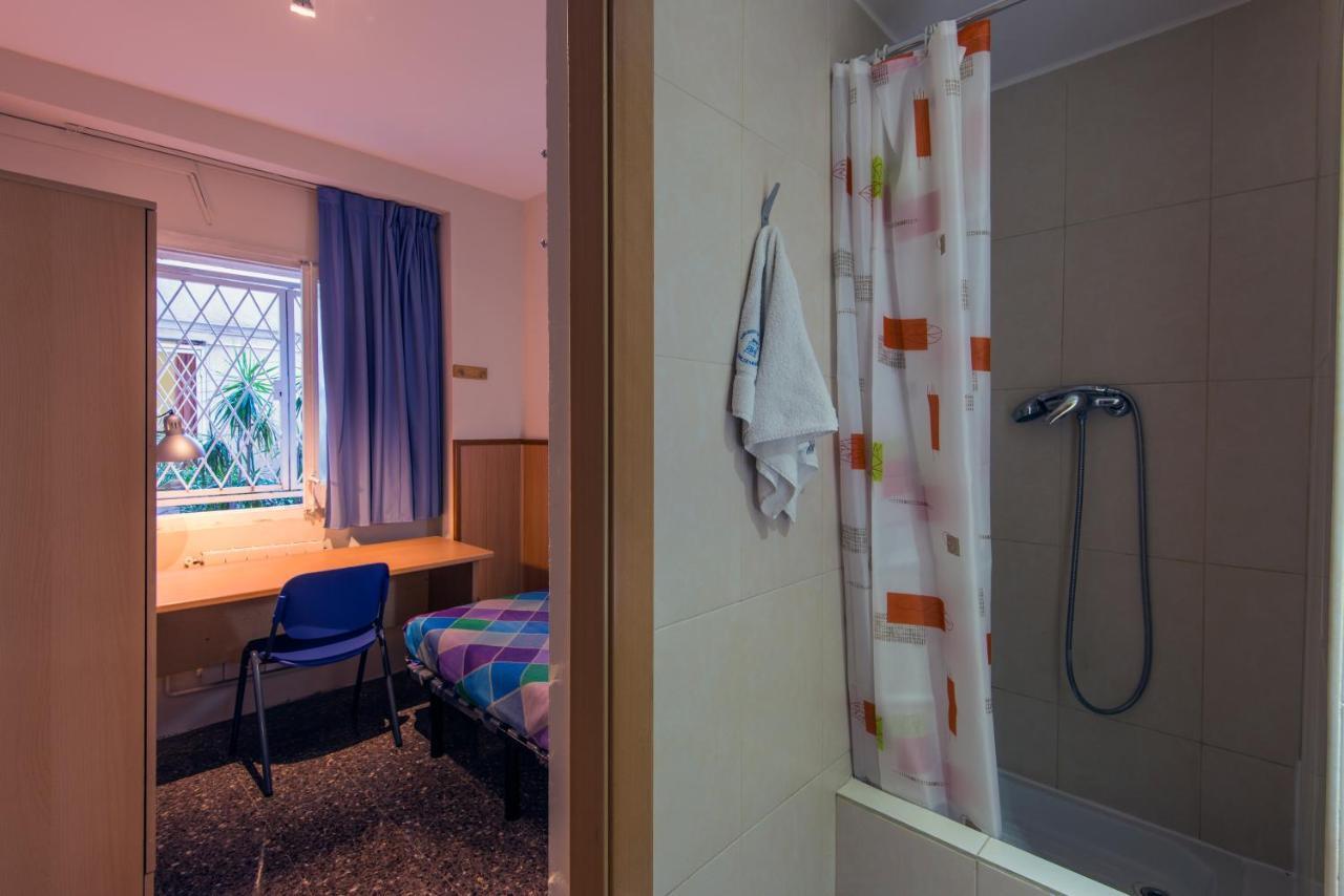 Hostel Residencia Sants Barcelona