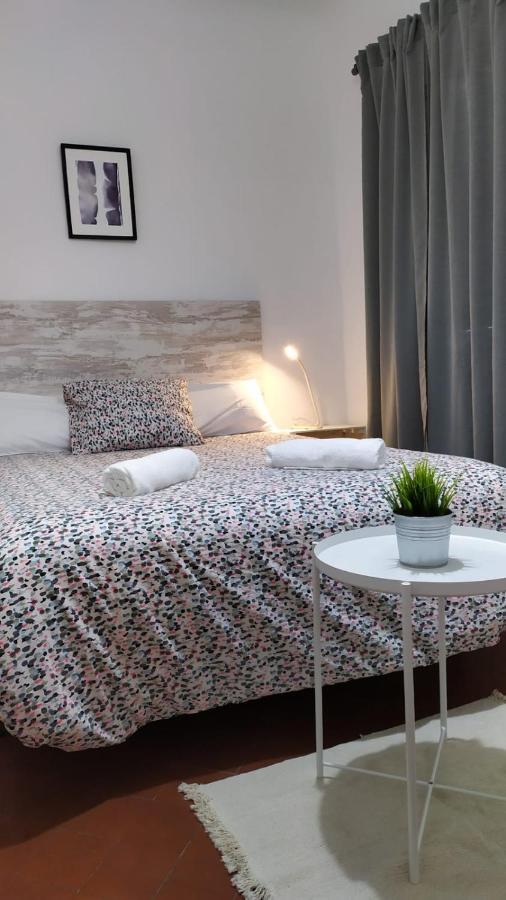 V Hostal 2*