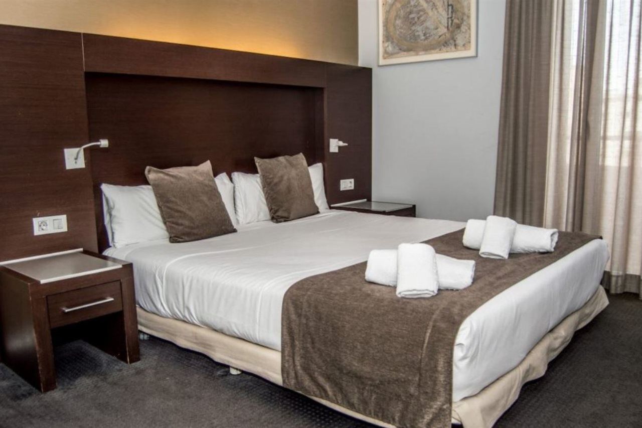 Hotel Madanis 4*