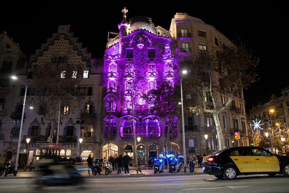 Hostal Sant Jordi Rock Palace