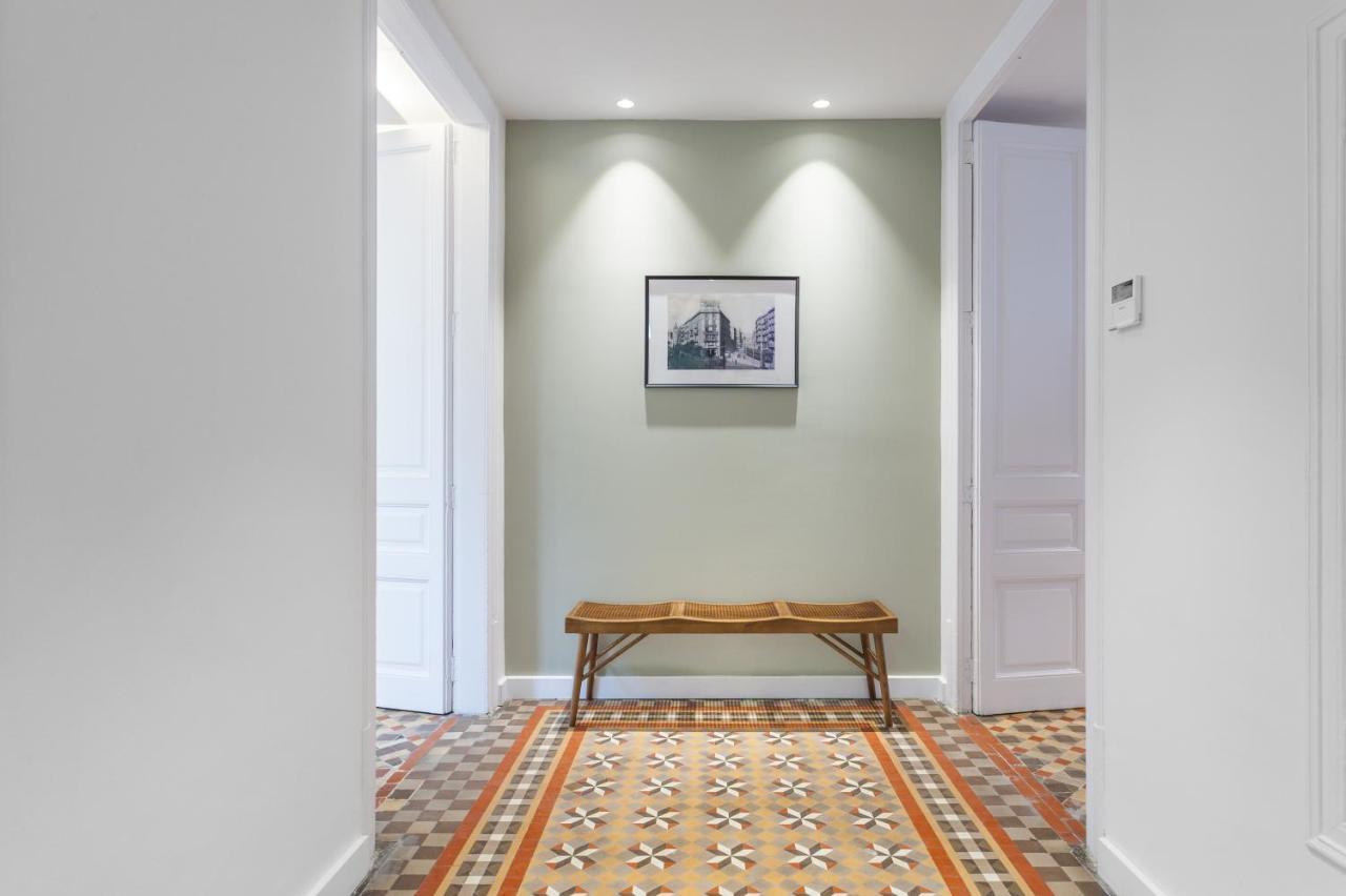 6 En Modernista En El Corazon De Apartment *