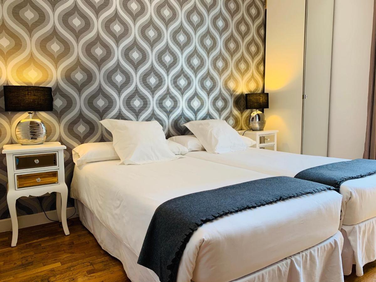 Aptbcn Super Balmes Apartment Barcelona