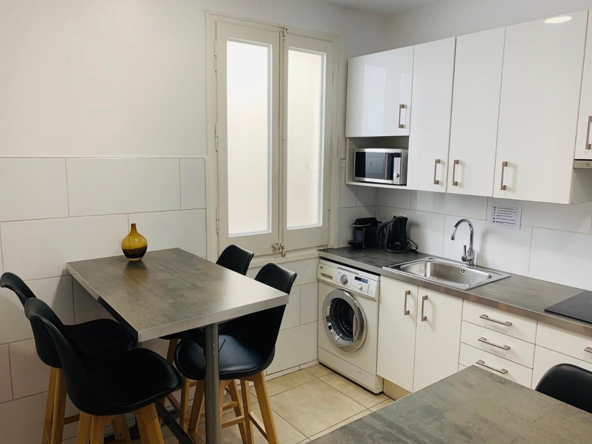 Aptbcn Super Balmes Apartment