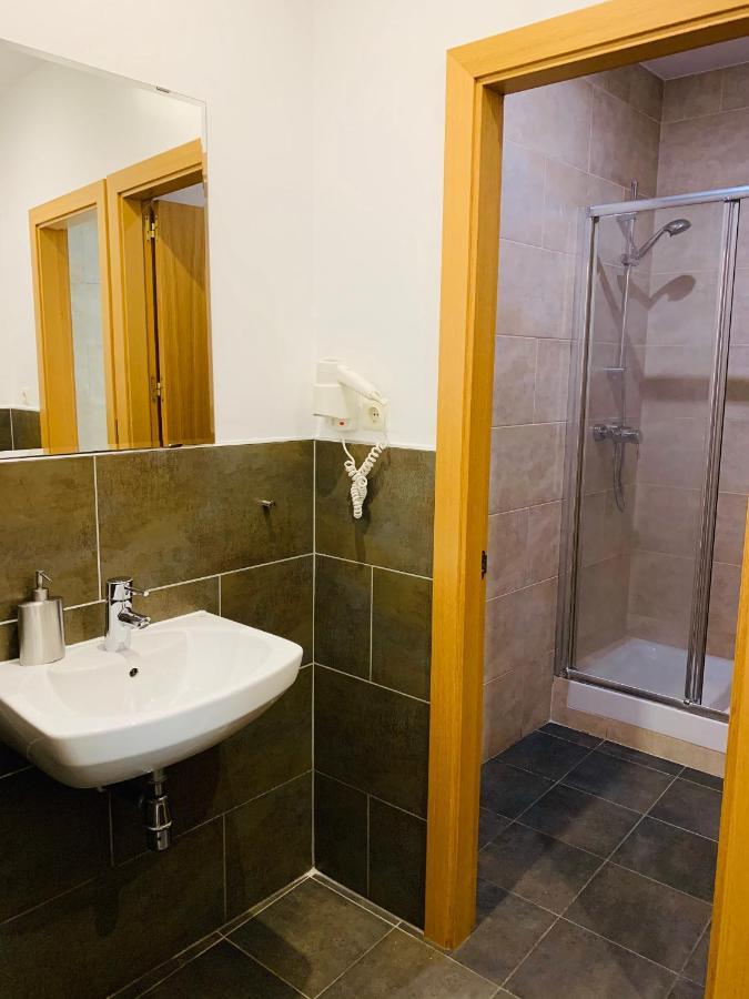 Aptbcn Super Balmes Apartment Barcelona