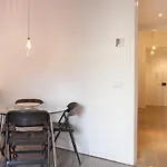 Napoles - Modernist Flat Close To Sagrada Familia