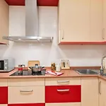 Lodging Apartments Villa de Gracia 2 bedroom cozy apartment