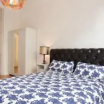 Luxury Barcelona Central City Cosy 3 Bedroom Apartment With Private Terrace