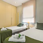 Lodging Apartments Beach Penthouse Near Center With Pool