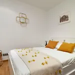 Flateli Paris