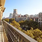 Apartment Eixample Esquerre Gran Via Balmes By Interhome