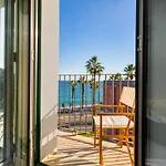 Kronos On The Beach Suite 3