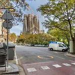 4Br - 2Bh Apartment 2 Min From Sagrada Familia