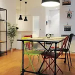 Calm Modern Apartment