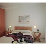 Classbedroom Gaudi Apartments