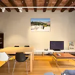 ApartEasy - Central Gracia Apartments