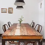 Stylish Apartment With Terrace For Couple Or Family