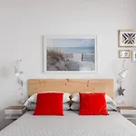 Stylish Apartment With Terrace For Couple Or Family