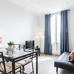 Bright Apartment With Balconies 34