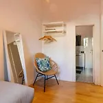 Cozy & Central Apartment