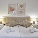 Bbarcelona Calabria Flat
