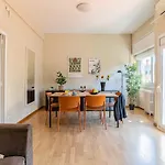 AB Enric Granados Apartment