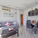 Unique Cozy Scenic Penthouse