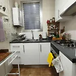 Pequeno Y Encantador Oasis En Barcelona