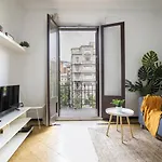 31Par1008 - Mediterranean Style Apartment