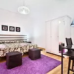 Apartment Gaudi Xl