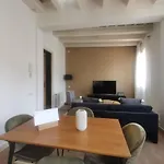 Luxury 2Br Central Location