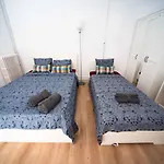By Rambla De Catalunya Rooms