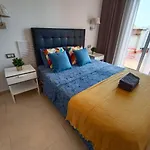 By Paseo De Colon Apartment