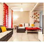 Room Centric Place De Barcelona