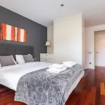 3Bedroom Duplex With Balcony In Plaza Cataluna