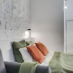 Luxury 1Br Born