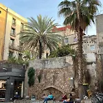 Modern Apartm Near Picasso Museum