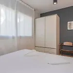 Bright And Modern Duplex With Terrace In Eixample District P2