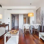 Wonderful 2-bd apart with balcony Plaza Cataluña