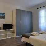 Colom Apartments