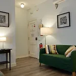Colom Apartments