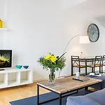 Durlet Beach Apartments