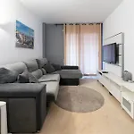 Comfy Downtown + Private Terrace