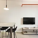 Bcn Town Apartments Born