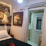 Studio Or Rooms With Private Bathroom Or Rooms With Shared Bathroom