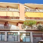 BBarcelona Guinardó Flat
