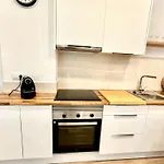 Cozy Studio Near Sants Estacion