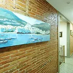 Hostal Orleans