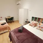By Universitat Rooms