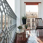 Beautiful Apartment With Terrace In Barcelona